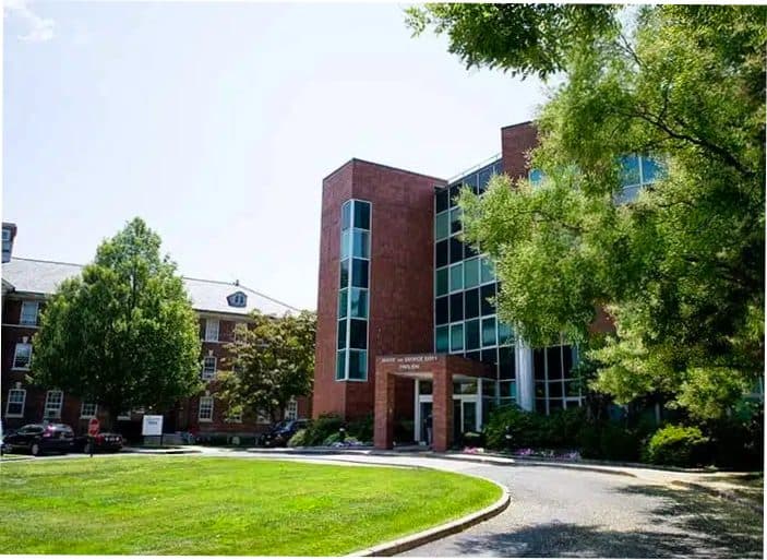 Saint Vincents Westchester Divison of treatment center exterior